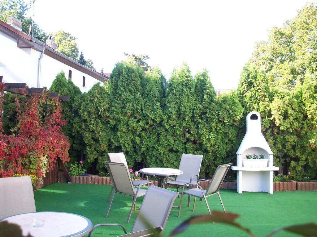 Apartmentpension Am Krongut Potsdam Exterior foto
