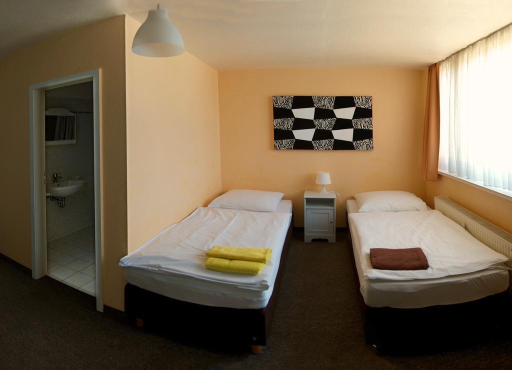 Apartmentpension Am Krongut Potsdam Habitación foto